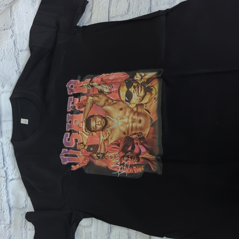Usher Graphic T-Shirt with Bold Design